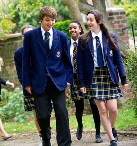 cómo es un año escolar en Irlanda